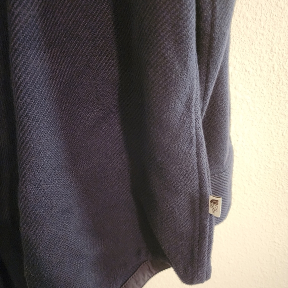 Women's The North Face Valley Twill Flannel Shirt - Picture 14 of 16